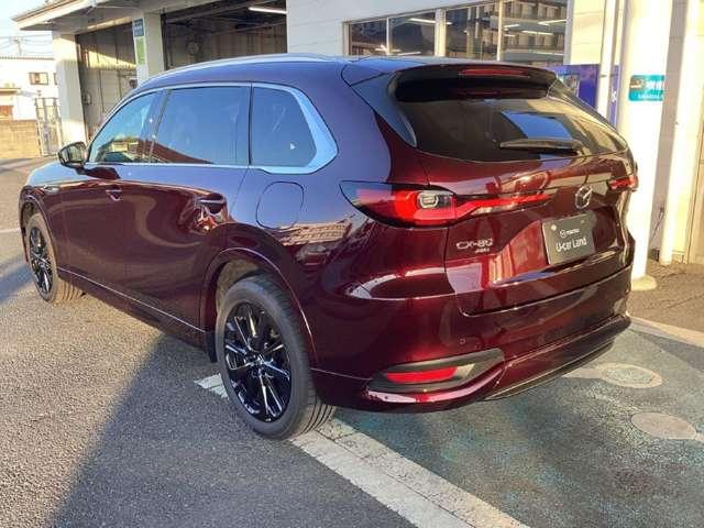 ＣＸ－８０ ３．３　ＸＤハイブリッド　エクスクルーシブ　スポーツ　ディー　ＸＤ　ＨＹＢＲＩＤ　Ｅｘｃｌｕｓｉｖｅ　Ｓｐｏｒｔｓ（６人）　レーダークルーズ　クリアランスソナー　パワーシート　３列シート　シートヒーター　オートマチックハイビーム　バックカメラ　４ＷＤ　革シート（18枚目）