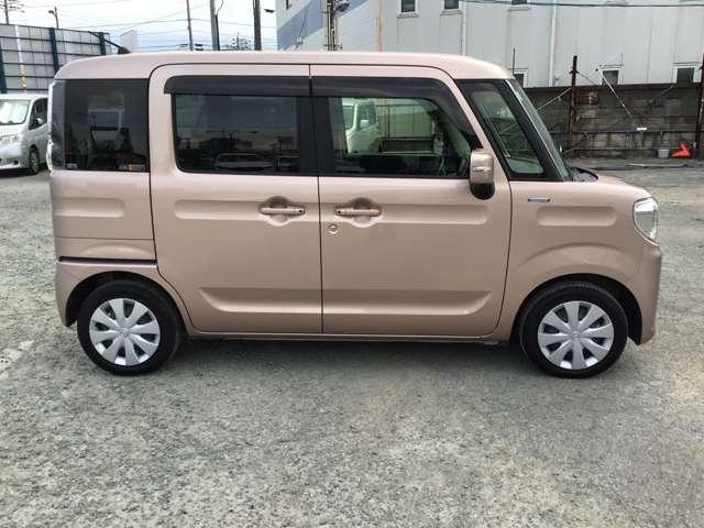 �N���}�����苎��܂ŁA�l�̖ڂɉf�肱�ނ��́B����l�𖣗��������B�B�B���������z���Ń}�c�_�f�U�C���͑���o����Ă��܂���