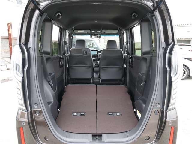 Ｎ－ＢＯＸカスタム Ｌターボ　誤発進抑制　フルフラットシート　車線逸脱　横滑り防止機能　Ｉストップ　クルコン　前席シートヒーター　スマキー　ＬＥＤヘッドライト　サイドカーテンエアバック　運転席エアバック　ベンチシート　ＡＢＳ　ＰＳ（33枚目）