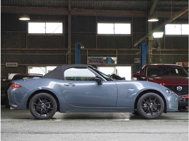 ロードスター Ｓ　パワーウィンドー　運転席エアバッグ　横滑防止装置　セキュリティー　衝突安全ボディ　ＵＳＢ　Ｗエアバック　ＬＥＤヘッドランプ　リモコンキー　ＡＢＳ　エアコン　パワーステアリング　バックソナー（16枚目）