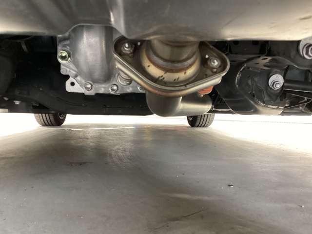 ロードスター Ｓ　パワーウィンドー　運転席エアバッグ　横滑防止装置　セキュリティー　衝突安全ボディ　ＵＳＢ　Ｗエアバック　ＬＥＤヘッドランプ　リモコンキー　ＡＢＳ　エアコン　パワーステアリング　バックソナー（43枚目）