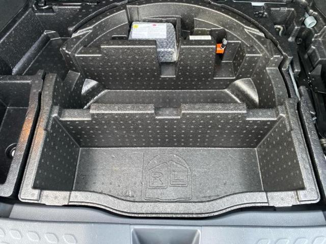 Ｃ－ＨＲ Ｇ　ＬＥＤエディション　新品タイヤ／エアロ／保証書／純正　ＳＤナビ／衝突安全装置／シートヒーター／車線逸脱防止支援システム／シート　ハーフレザー／ドライブレコーダー　純正／ヘッドランプ　ＬＥＤ／ＵＳＢジャック　フルエアロ（24枚目）