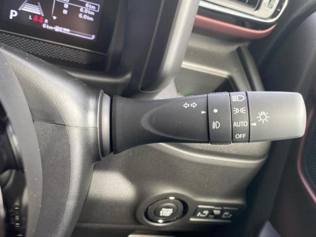 スペーシアカスタム ハイブリッドXS 保証書/両側電動スライドドア/シートヒーター 前席/車線逸脱防止支援システム/シート ハーフレザー/ヘッドランプ LED/EBD付ABS/横滑り防止装置/アイドリングストップ/クルーズコントロール(11枚目)