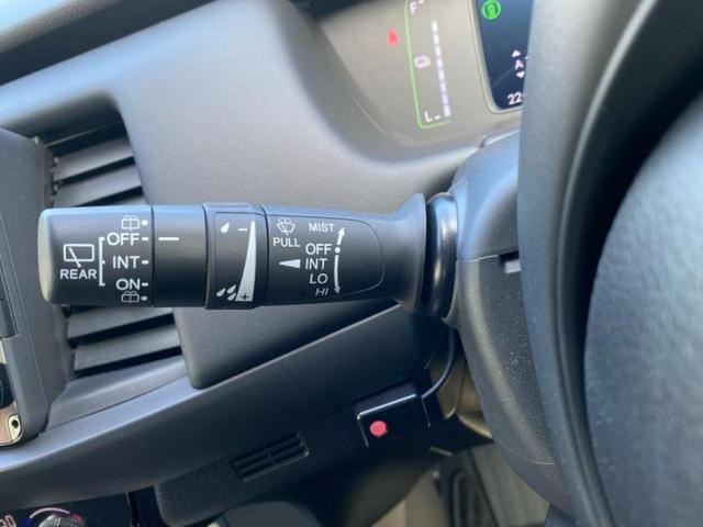 フィット ｅＨＥＶホーム　新品タイヤ／保証書／純正　９インチ　ＳＤナビ／ホンダセンシング／車線逸脱防止支援システム／ドライブレコーダー　前後／ヘッドランプ　ＬＥＤ／ＵＳＢジャック／Ｂｌｕｅｔｏｏｔｈ接続／ＥＴＣ２．０　ドラレコ（17枚目）