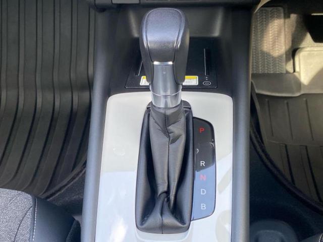 フィット ｅＨＥＶホーム　新品タイヤ／保証書／純正　９インチ　ＳＤナビ／ホンダセンシング／車線逸脱防止支援システム／ドライブレコーダー　前後／ヘッドランプ　ＬＥＤ／ＵＳＢジャック／Ｂｌｕｅｔｏｏｔｈ接続／ＥＴＣ２．０　ドラレコ（18枚目）