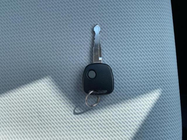 アルト VP 保証書/禁煙車/エアバッグ 運転席/エアバッグ 助手席/衝突安全ボディ/キーレスエントリー/パワーステアリング/盗難防止システム/ワンオーナー/マニュアルエアコン/セキュリティアラーム/間欠ワイパー(41枚目)