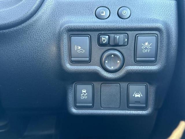 ノート ｅパワーメダリスト　保証書／純正　ＳＤナビ／インテリジェントルームミラー／エマージェンシーブレーキ／アラウンドビューモニター／車線逸脱防止支援システム／シート　ハーフレザー／ドライブレコーダー　純正　衝突被害軽減システム（28枚目）