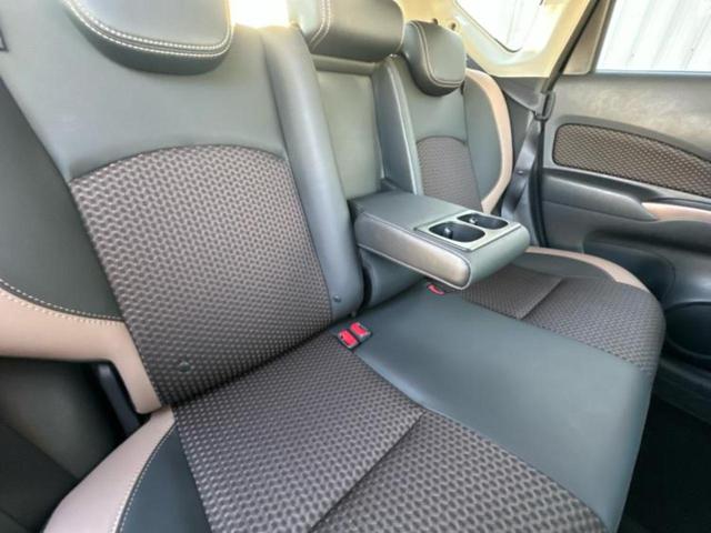 ノート ｅパワーメダリスト　保証書／純正　ＳＤナビ／インテリジェントルームミラー／エマージェンシーブレーキ／アラウンドビューモニター／車線逸脱防止支援システム／シート　ハーフレザー／ドライブレコーダー　純正　衝突被害軽減システム（32枚目）