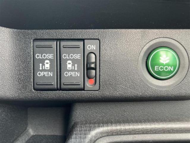 ステップワゴンスパーダ スパーダ・ホンダセンシング 新品タイヤ/純正 10インチ ナビ/フリップダウンモニター 純正 12.8インチ/ホンダセンシング/両側電動スライドドア/ドライブレコーダー 純正/ヘッドランプ LED/USBジャック バックカメラ(16枚目)