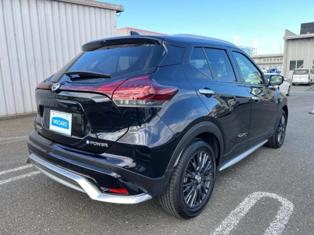 キックス オーテック 保証書/ディスプレイオーディオ/インテリジェントルームミラー/エマージェンシーブレーキ/シートヒーター/全方位モニター/車線逸脱防止支援システム/シート 合皮/ドライブレコーダー 純正 全周囲カメラ(3枚目)