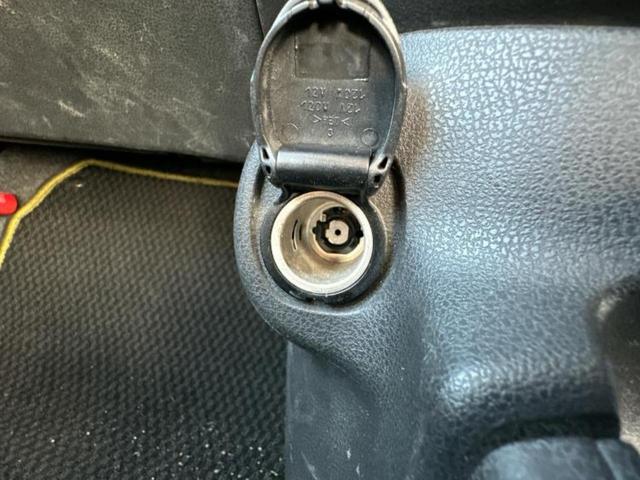 ノート eパワーXシーギアリミテッド 新品タイヤ/エアロ/保証書/社外 9インチ SDナビ/インテリジェントルームミラー/エマージェンシーブレーキ/車線逸脱防止支援システム/ヘッドランプ LED/Bluetooth接続/ETC2.0(36枚目)