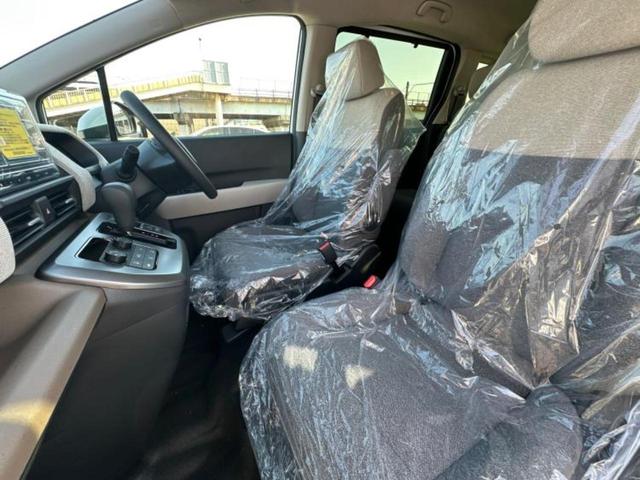 フリード eHEVエアー 保証書/純正 8インチ ナビ/ホンダセンシング/両側電動スライドドア/車線逸脱防止支援システム/登録済未使用車/ヘッドランプ LED/Bluetooth接続/EBD付ABS/横滑り防止装置 禁煙車(7枚目)