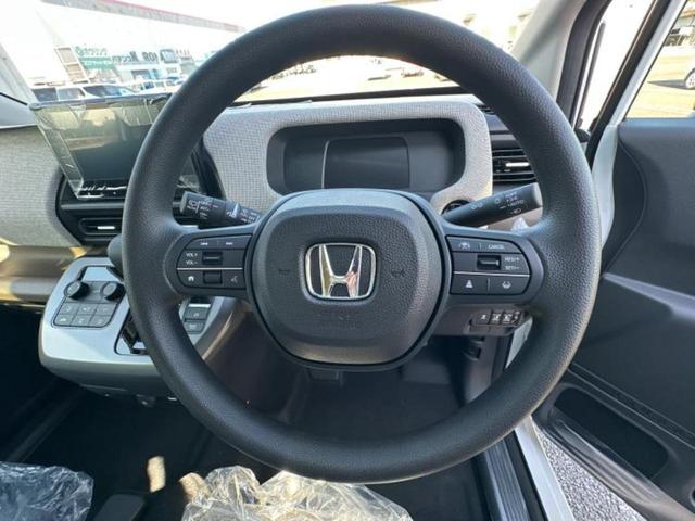 フリード eHEVエアー 保証書/純正 8インチ ナビ/ホンダセンシング/両側電動スライドドア/車線逸脱防止支援システム/登録済未使用車/ヘッドランプ LED/Bluetooth接続/EBD付ABS/横滑り防止装置 禁煙車(15枚目)