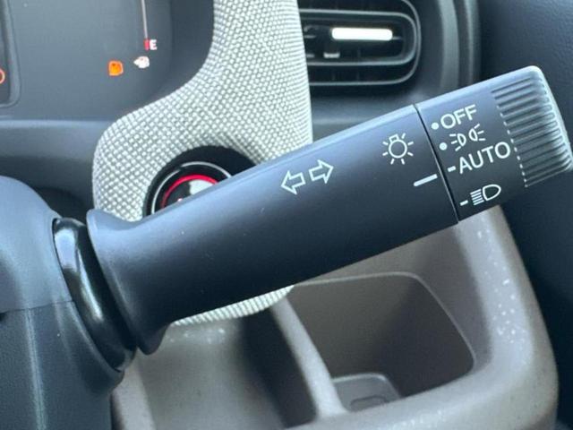 フリード eHEVエアー 保証書/純正 8インチ ナビ/ホンダセンシング/両側電動スライドドア/車線逸脱防止支援システム/登録済未使用車/ヘッドランプ LED/Bluetooth接続/EBD付ABS/横滑り防止装置 禁煙車(16枚目)