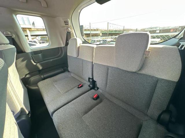 フリード eHEVエアー 保証書/純正 8インチ ナビ/ホンダセンシング/両側電動スライドドア/車線逸脱防止支援システム/登録済未使用車/ヘッドランプ LED/Bluetooth接続/EBD付ABS/横滑り防止装置 禁煙車(19枚目)