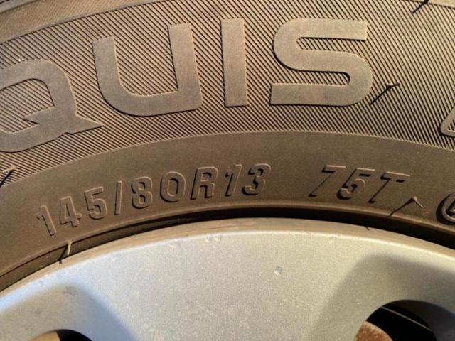 アルト Ｆ　新品タイヤ／社外　メモリーナビ／ワンセグＴＶ／エアバッグ　運転席／エアバッグ　助手席／パワーウインドウ／キーレスエントリー／パワーステアリング／マニュアルエアコン／セキュリティアラーム　盗難防止装置（51枚目）