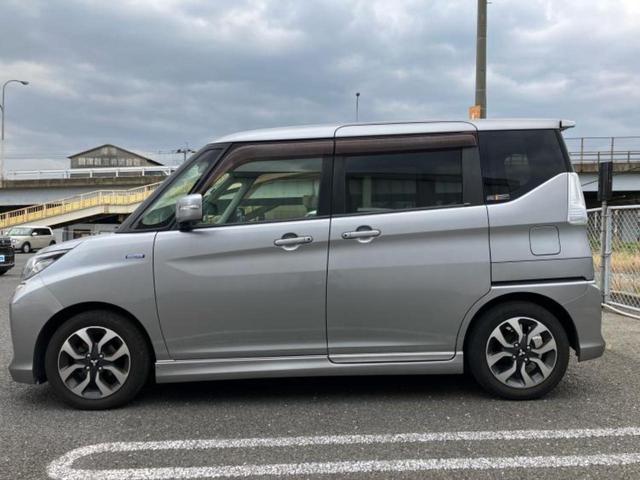 デリカD:2 4WDカスタムハイブリッドMV 保証書/社外 SDナビ/後席モニター 社外 7インチ/衝突安全装置/シートヒーター 前席/車線逸脱防止支援システム/パーキングアシスト バックガイド/ヘッドランプ HID 衝突被害軽減システム 4WD(2枚目)