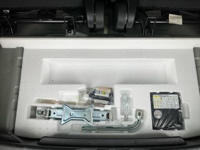 デリカD:2 4WDカスタムハイブリッドMV 保証書/社外 SDナビ/後席モニター 社外 7インチ/衝突安全装置/シートヒーター 前席/車線逸脱防止支援システム/パーキングアシスト バックガイド/ヘッドランプ HID 衝突被害軽減システム 4WD(24枚目)