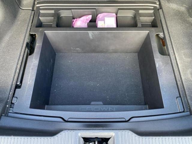 クラウンハイブリッド ＲＳアドバンス　新品タイヤ／保証書／純正　ＳＤナビ／衝突安全装置／シートヒーター／車線逸脱防止支援システム／シート　ハーフレザー／パーキングアシスト　バックガイド／ヘッドランプ　ＬＥＤ／ＵＳＢジャック　バックカメラ（23枚目）