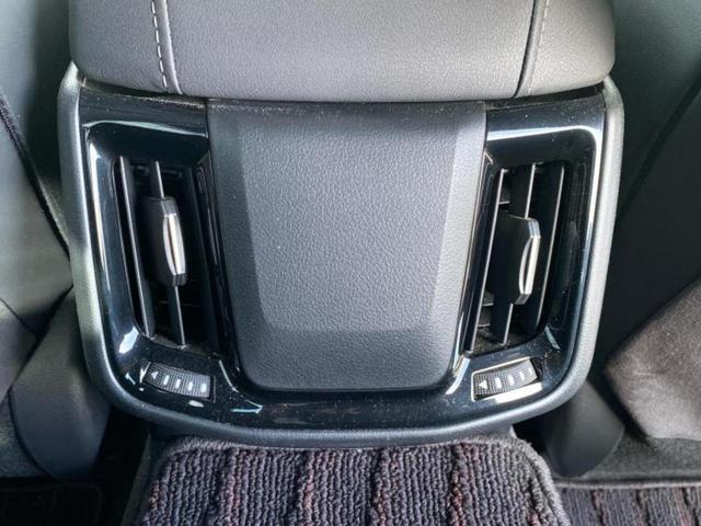 クラウンハイブリッド ＲＳアドバンス　新品タイヤ／保証書／純正　ＳＤナビ／衝突安全装置／シートヒーター／車線逸脱防止支援システム／シート　ハーフレザー／パーキングアシスト　バックガイド／ヘッドランプ　ＬＥＤ／ＵＳＢジャック　バックカメラ（37枚目）