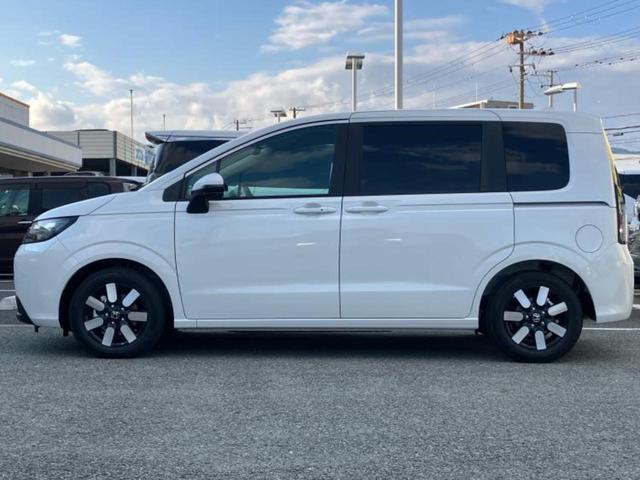 フリード ｅＨＥＶエアーＥＸ　保証書／純正　１１インチ　ＳＤナビ／ホンダセンシング／両側電動スライドドア／シートヒーター／マルチビューカメラシステム／車線逸脱防止支援システム／パーキングアシスト　バックガイド　衝突被害軽減システム（2枚目）