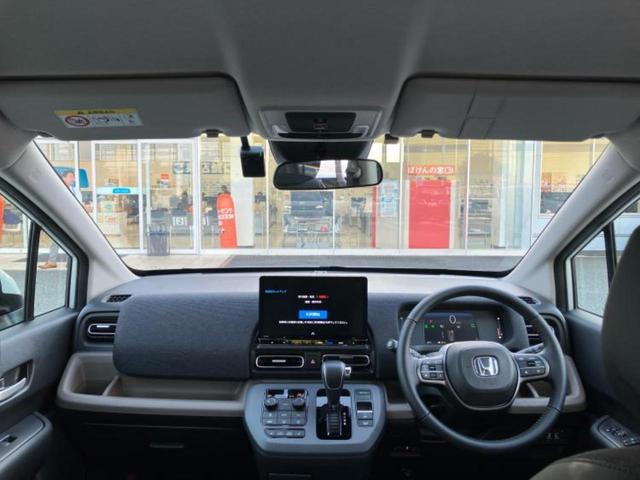 フリード ｅＨＥＶエアーＥＸ　保証書／純正　１１インチ　ＳＤナビ／ホンダセンシング／両側電動スライドドア／シートヒーター／マルチビューカメラシステム／車線逸脱防止支援システム／パーキングアシスト　バックガイド　衝突被害軽減システム（6枚目）