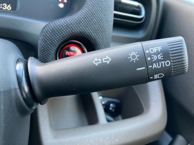 フリード ｅＨＥＶエアーＥＸ　保証書／純正　１１インチ　ＳＤナビ／ホンダセンシング／両側電動スライドドア／シートヒーター／マルチビューカメラシステム／車線逸脱防止支援システム／パーキングアシスト　バックガイド　衝突被害軽減システム（16枚目）