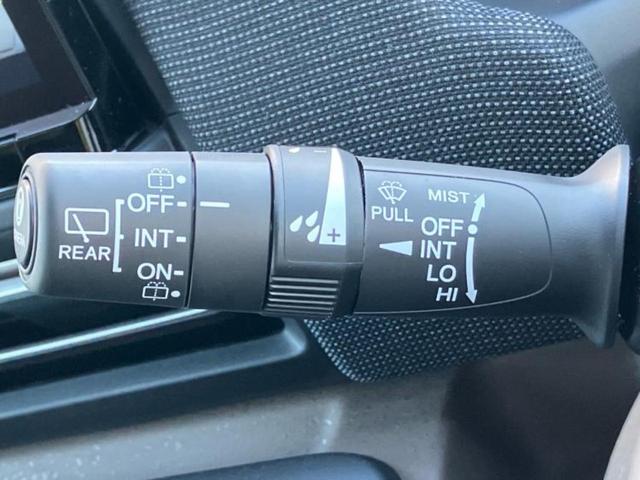 フリード ｅＨＥＶエアーＥＸ　保証書／純正　１１インチ　ＳＤナビ／ホンダセンシング／両側電動スライドドア／シートヒーター／マルチビューカメラシステム／車線逸脱防止支援システム／パーキングアシスト　バックガイド　衝突被害軽減システム（17枚目）