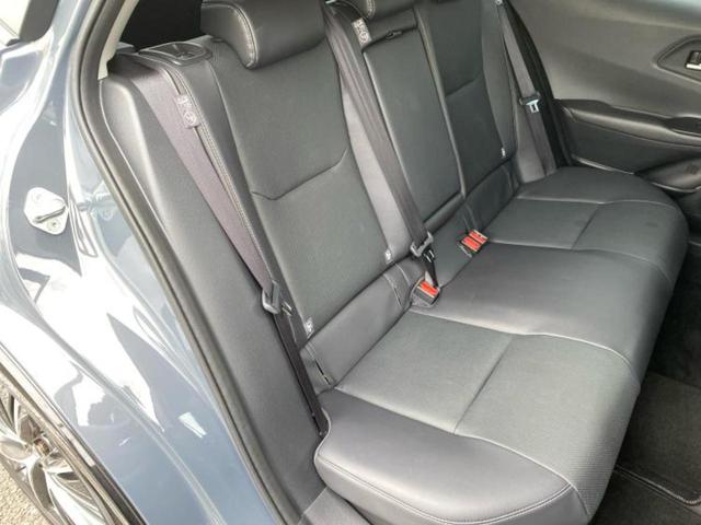 プリウス Ｚ　保証書／ディスプレイオーディオ＋ナビ／デジタルインナーミラー／トヨタセーフティセンス／シートヒーター　前席／パノラミックビューモニター／車線逸脱防止支援システム／シート　合皮　衝突被害軽減システム（5枚目）