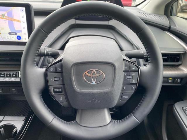 プリウス Ｚ　保証書／ディスプレイオーディオ＋ナビ／デジタルインナーミラー／トヨタセーフティセンス／シートヒーター　前席／パノラミックビューモニター／車線逸脱防止支援システム／シート　合皮　衝突被害軽減システム（15枚目）