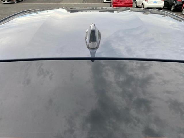 プリウス Ｚ　保証書／ディスプレイオーディオ＋ナビ／デジタルインナーミラー／トヨタセーフティセンス／シートヒーター　前席／パノラミックビューモニター／車線逸脱防止支援システム／シート　合皮　衝突被害軽減システム（55枚目）