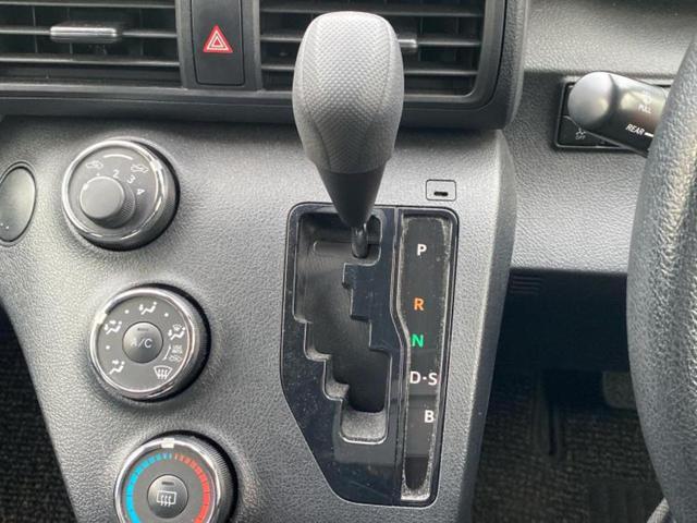 シエンタ X 新品タイヤ/純正 SDナビ/電動スライドドア/USBジャック/Bluetooth接続/ETC/EBD付ABS/横滑り防止装置/アイドリングストップ/バックモニター/ワンセグTV/エアバッグ 運転席(18枚目)