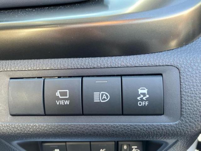 ＷＥＣＡＲＳでは各商談席に大型モニターをご用意しております！見やすい大画面でゆったりと全国の在庫をご覧いただけます！是非ご来店お待ちしております！