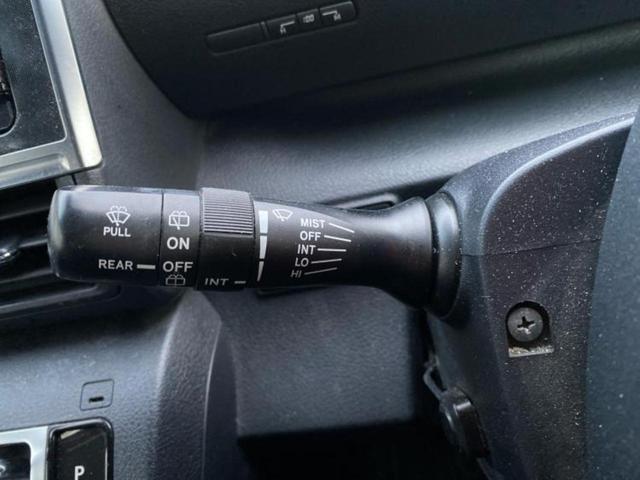 シエンタ G 新品タイヤ/保証書/社外 SDナビ/トヨタセーフティセンス/両側電動スライドドア/シートヒーター 前席/Bluetooth接続/ETC/EBD付ABS/横滑り防止装置/アイドリングストップ 記録簿(17枚目)