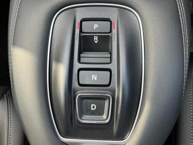 ＺＲ－Ｖ ｅＨＥＶ　Ｚ　保証書／ディスプレイオーディオ＋ナビ９インチ／ホンダセンシング／シートヒーター　前席／マルチビューカメラシステム／車線逸脱防止支援システム／シート　フルレザー／電動バックドア／登録済　革シート　禁煙車（18枚目）