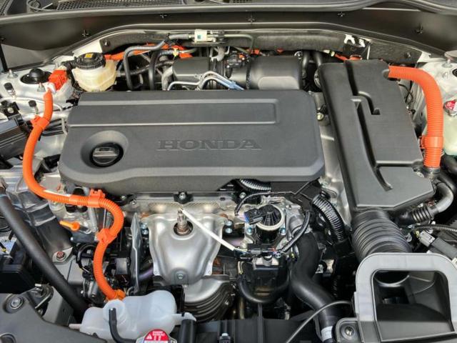 ＺＲ－Ｖ ｅＨＥＶ　Ｚ　保証書／ディスプレイオーディオ＋ナビ９インチ／ホンダセンシング／シートヒーター　前席／マルチビューカメラシステム／車線逸脱防止支援システム／シート　フルレザー／電動バックドア／登録済　革シート　禁煙車（57枚目）