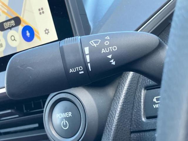 プリウス Z 新品タイヤ/パノラマルーフ/ディスプレイオーディオ12.3インチ/トヨタセーフティセンス/シートヒーター 前席/パノラミックビューモニター/車線逸脱防止支援システム/シート フルレザー 革シート(17枚目)