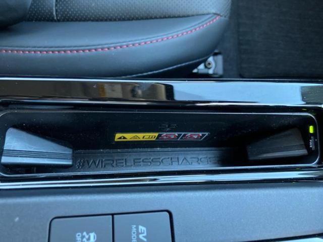 プリウス Z 新品タイヤ/パノラマルーフ/ディスプレイオーディオ12.3インチ/トヨタセーフティセンス/シートヒーター 前席/パノラミックビューモニター/車線逸脱防止支援システム/シート フルレザー 革シート(43枚目)