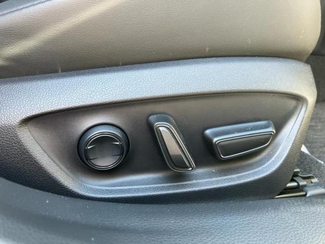 プリウス Z 新品タイヤ/パノラマルーフ/ディスプレイオーディオ12.3インチ/トヨタセーフティセンス/シートヒーター 前席/パノラミックビューモニター/車線逸脱防止支援システム/シート フルレザー 革シート(45枚目)