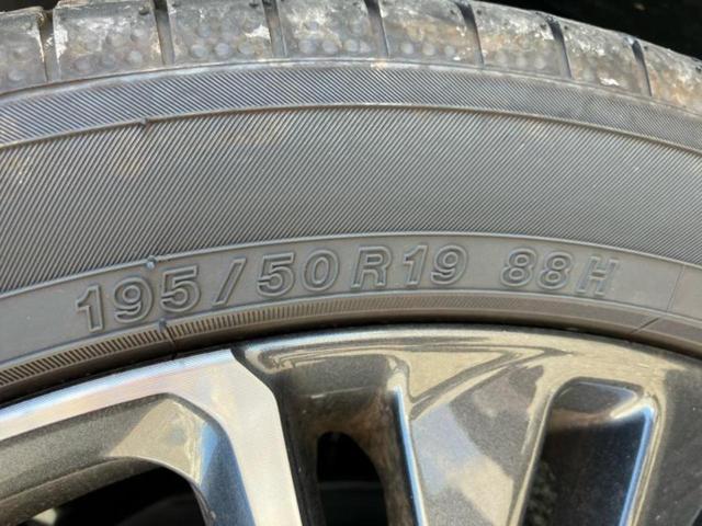 プリウス Z 新品タイヤ/パノラマルーフ/ディスプレイオーディオ12.3インチ/トヨタセーフティセンス/シートヒーター 前席/パノラミックビューモニター/車線逸脱防止支援システム/シート フルレザー 革シート(58枚目)