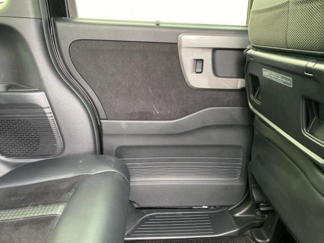 N-BOXカスタム L・ターボスタイルプラスブラック 保証書/純正 9インチ SDナビ/ホンダセンシング/両側電動スライドドア/シートヒーター 前席/車線逸脱防止支援システム/シート ハーフレザー/ヘッドランプ LED/Bluetooth接続/ETC(23枚目)