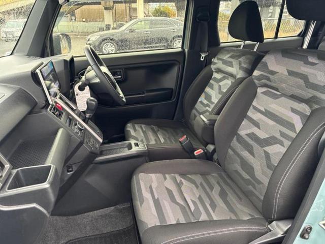 タフト Gターボクロムベンチャー 新品タイヤ/ガラスルーフ/純正 9インチ SDナビ/衝突安全装置/シートヒーター 前席/パノラマモニター/車線逸脱防止支援システム/ドライブレコーダー 純正/ヘッドランプ LED 衝突被害軽減システム(6枚目)