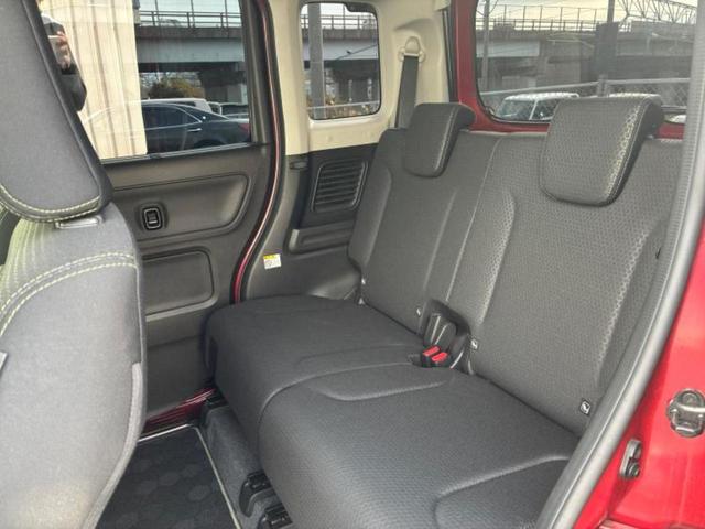 スペーシアギア ４ＷＤハイブリッドＸＺターボ　新品タイヤ／純正　９インチ　ＳＤナビ／衝突安全装置／両側電動スライドドア／シートヒーター　前席／全方位モニター用カメラ／車線逸脱防止支援システム／ドライブレコーダー　前後／ヘッドランプ　ＬＥＤ　４ＷＤ（7枚目）