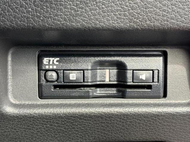 スペーシアギア ４ＷＤハイブリッドＸＺターボ　新品タイヤ／純正　９インチ　ＳＤナビ／衝突安全装置／両側電動スライドドア／シートヒーター　前席／全方位モニター用カメラ／車線逸脱防止支援システム／ドライブレコーダー　前後／ヘッドランプ　ＬＥＤ　４ＷＤ（17枚目）