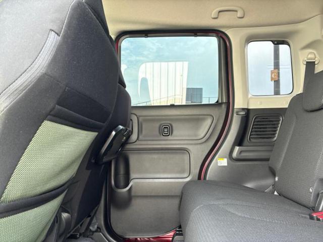 スペーシアギア ４ＷＤハイブリッドＸＺターボ　新品タイヤ／純正　９インチ　ＳＤナビ／衝突安全装置／両側電動スライドドア／シートヒーター　前席／全方位モニター用カメラ／車線逸脱防止支援システム／ドライブレコーダー　前後／ヘッドランプ　ＬＥＤ　４ＷＤ（21枚目）