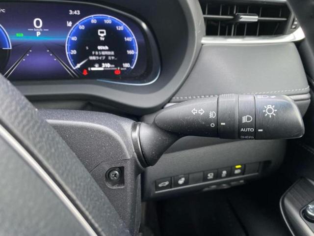 ハリアーハイブリッド Zレザーパッケージ 新品タイヤ/JBL/保証書/純正 SDナビ/デジタルインナーミラー/衝突安全装置/シートヒーター/パノラミックビューモニター/車線逸脱防止支援システム/シート 合皮/電動バックドア 全周囲カメラ(16枚目)