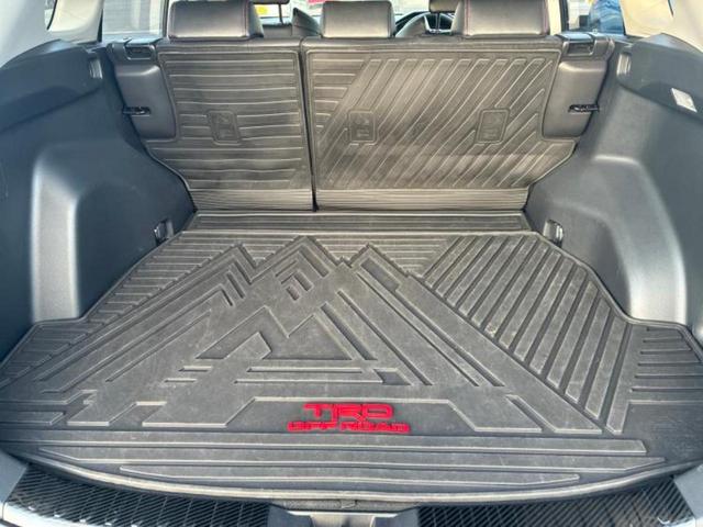 ＲＡＶ４ ４ＷＤアドベンチャーオフロードパッケージ　保証書／社外　１０インチ　ＳＤナビ／デジタルインナーミラー／トヨタセーフティセンス／シートヒーター　前席／車線逸脱防止支援システム／シート　合皮／電動バックドア／ドライブレコーダー　前後　バックカメラ（8枚目）