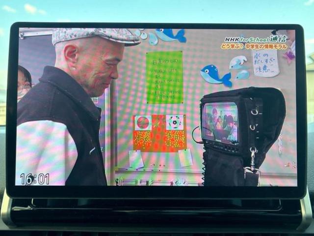 ＲＡＶ４ ４ＷＤアドベンチャーオフロードパッケージ　保証書／社外　１０インチ　ＳＤナビ／デジタルインナーミラー／トヨタセーフティセンス／シートヒーター　前席／車線逸脱防止支援システム／シート　合皮／電動バックドア／ドライブレコーダー　前後　バックカメラ（12枚目）