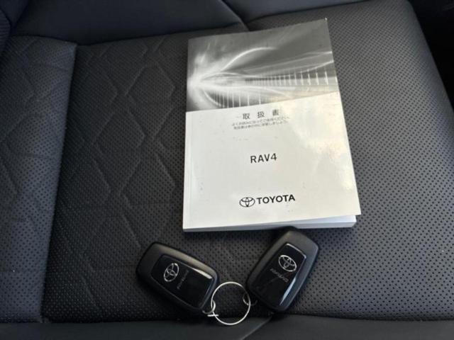 ＲＡＶ４ ４ＷＤアドベンチャーオフロードパッケージ　保証書／社外　１０インチ　ＳＤナビ／デジタルインナーミラー／トヨタセーフティセンス／シートヒーター　前席／車線逸脱防止支援システム／シート　合皮／電動バックドア／ドライブレコーダー　前後　バックカメラ（32枚目）