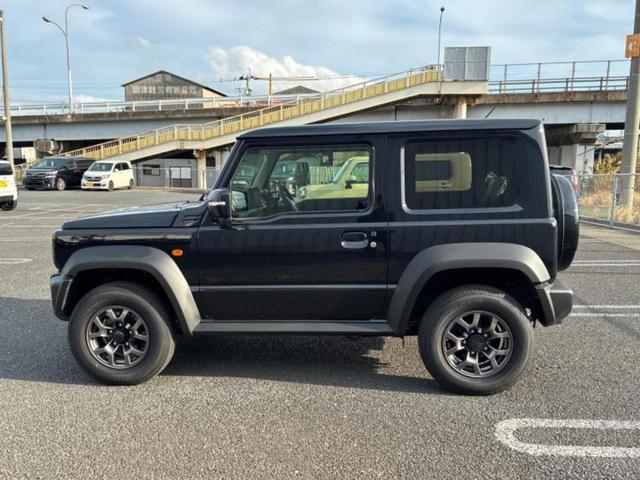 ジムニーシエラ ４ＷＤ　ＪＣ　保証書／ディスプレイオーディオ９インチ／セーフティサポート（スズキ）／シートヒーター　前席／車線逸脱防止支援システム／ドライブレコーダー　前後／ヘッドランプ　ＬＥＤ／Ｂｌｕｅｔｏｏｔｈ接続　４ＷＤ（2枚目）